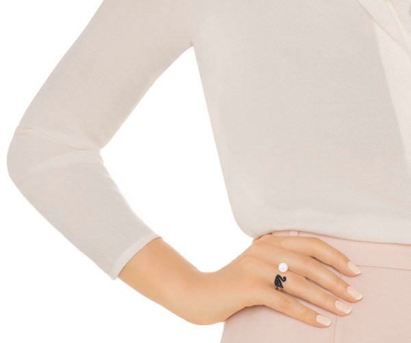 Pierścionek Swarovski • Iconic Swan Ring Black 5296471 2