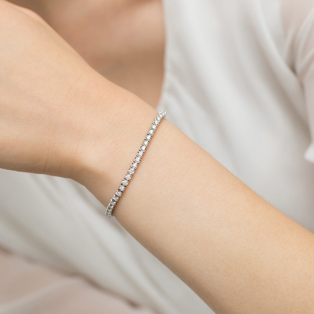 Bransoletka z białego złota z diamentami FB39150-B585-B1.20 2