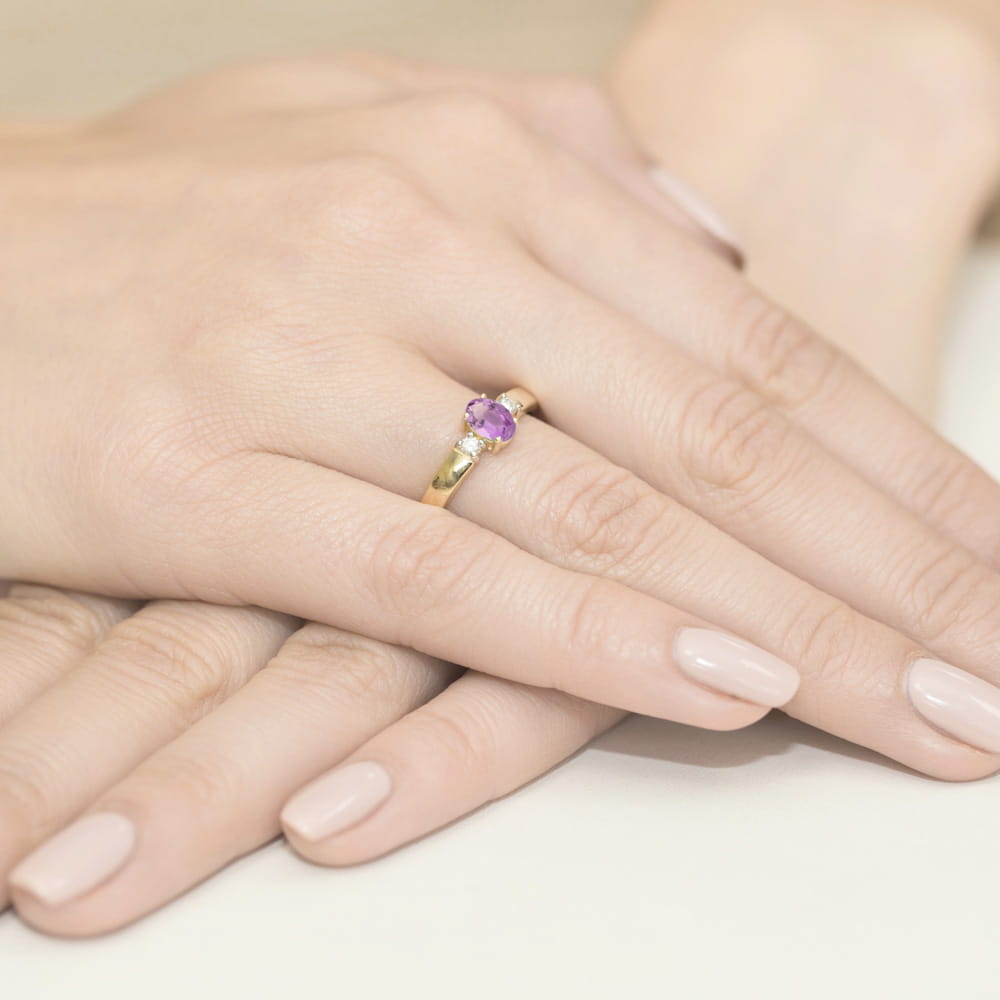 Pierścionek zaręczynowy z żółtego złota z brylantami i ametystem 0.08ct 2