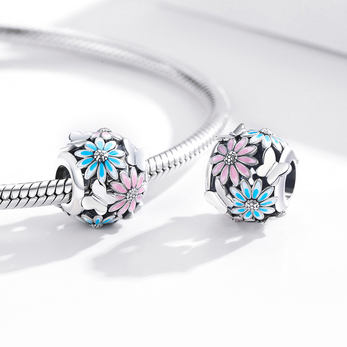 Charms Łąka pełna kwiatów i motyli FUG0784 3