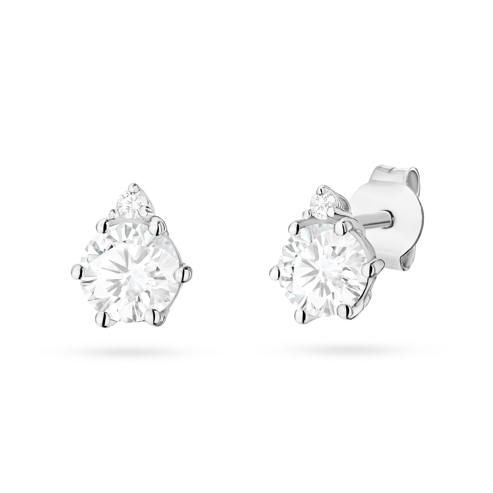 Kolczyki z białego złota z diamentami laboratoryjnymi FKO076-B585-LD1.03 1