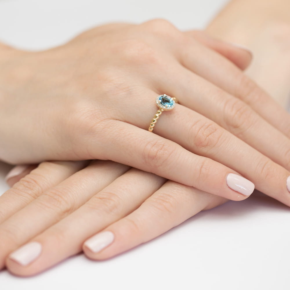 Pierścionek zaręczynowy z żółtego złota z brylantami i topazem 0.08 ct 2