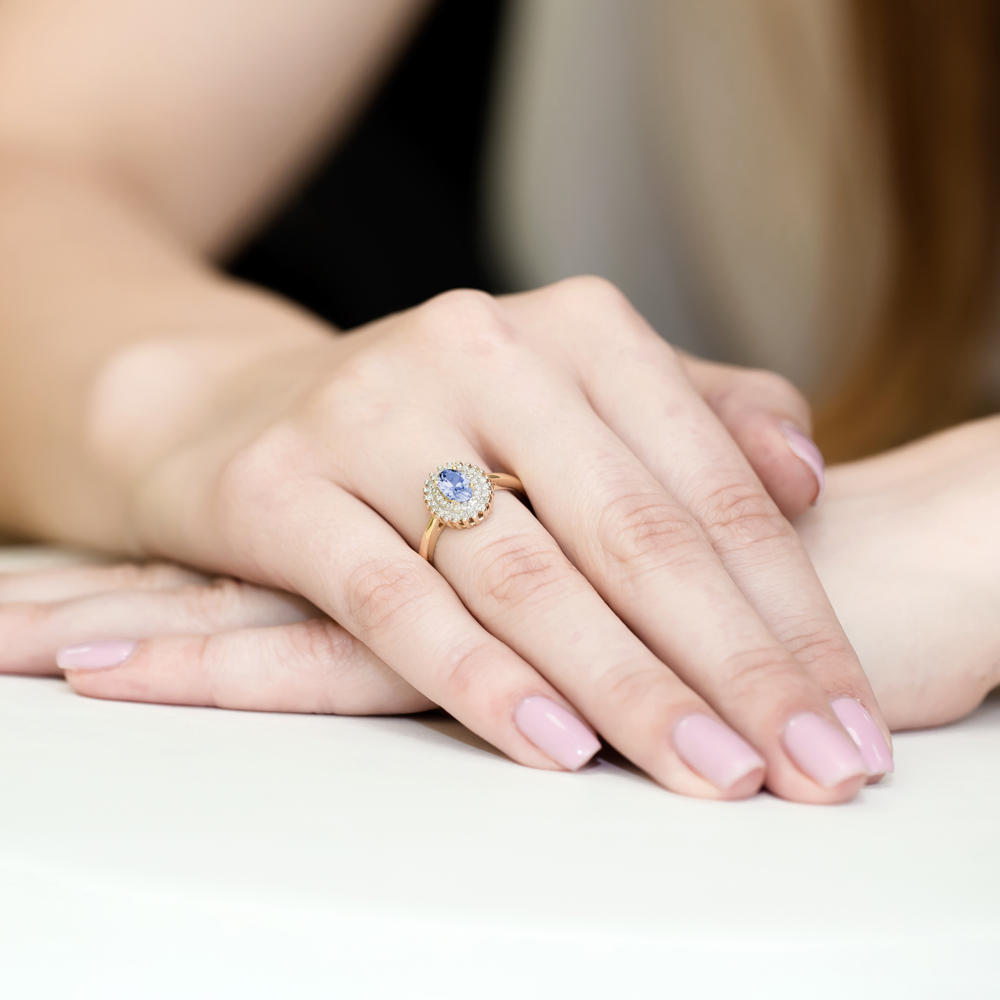Pierścionek zaręczynowy z żółtego złota z brylantami i tanzanitem 0.19 ct 3