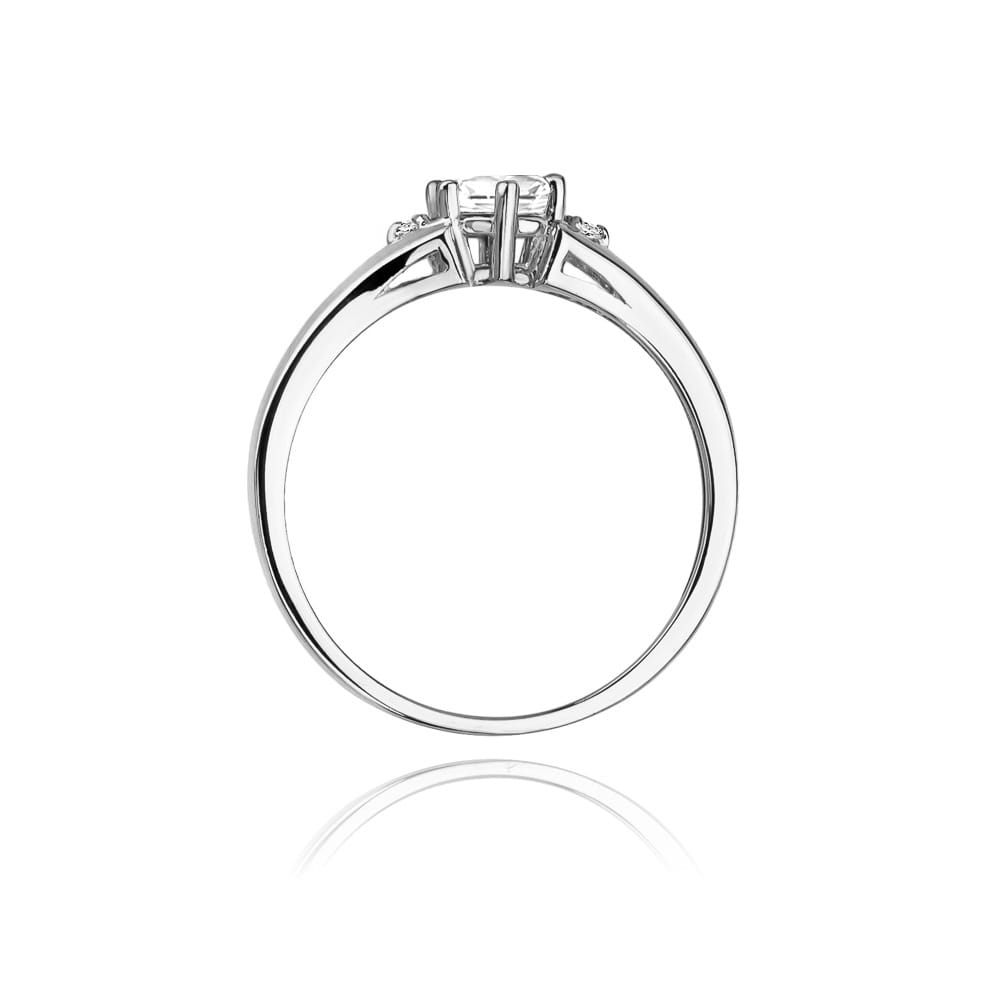 Pierścionek zaręczynowy z białego złota z białym szafirem i brylantami 0.60 ct 1